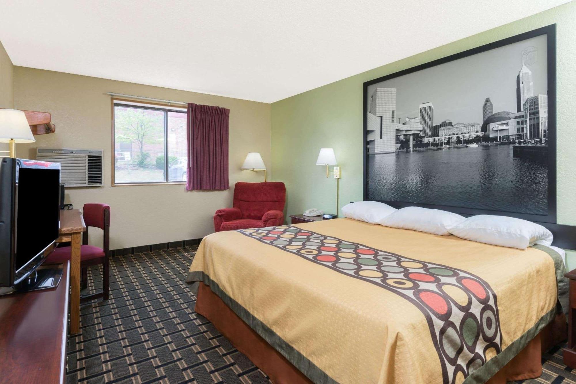 Super 8 By Wyndham Twinsburg/Cleveland Area Hotel Exterior photo